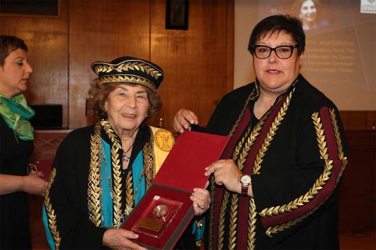 Η Άλκη Ζέη αναγορεύτηκε Επίτιμη Διδάκτωρ του Πανεπιστημίου Πατρών