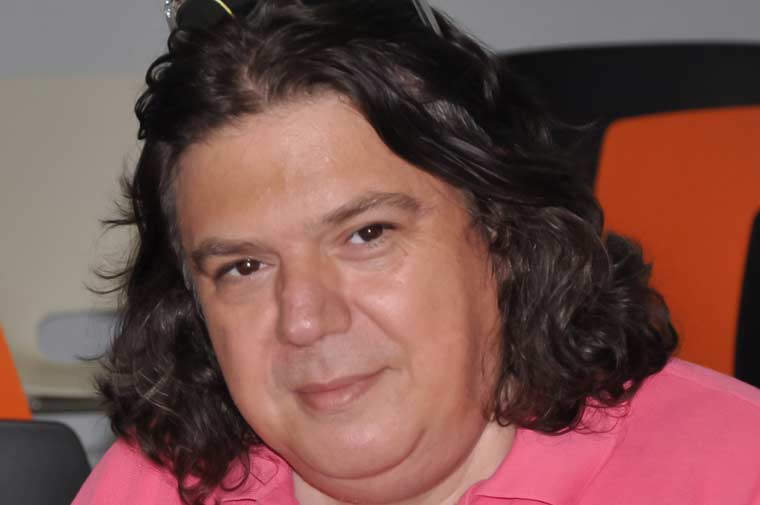 Ο Τάσος Αγγελίδης Γκέντζος ενισχύει τη συντακτική ομάδα τού Bookia