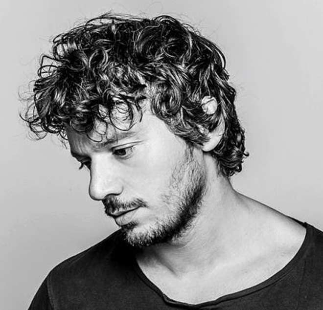 Bookia, Βάσω Σωτηρίου, Victoria Hislop