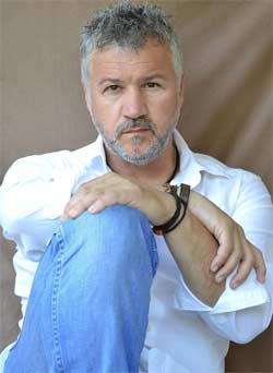 Σπύρος Πετρουλάκης