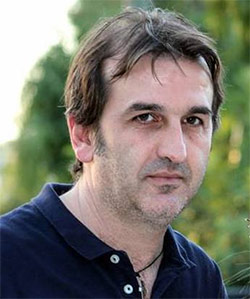 Κώστας Μπέζας