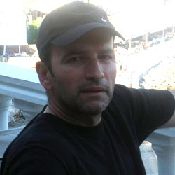 Δημήτρης Μπουζάρας