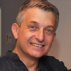 Βόλος: Διονύσης Λεϊμονής