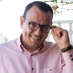 Ειδικοί συνεργάτες: Κωνσταντίνος Ιωακειμίδης